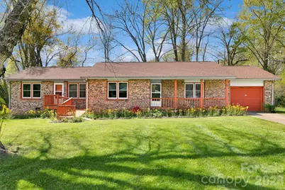 17 Resada Drive, Brevard, NC 28712 - Photo 1