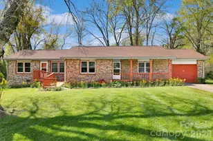 17 Resada Dr, Brevard, NC 28712 - Photo 1