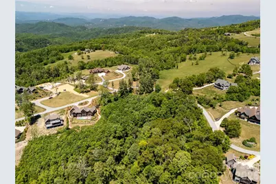 #178 Dancing Bear Drive, Hendersonville, NC 28792 - Photo 3