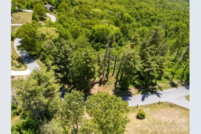 #178 Dancing Bear Drive, Hendersonville, NC 28792 - Photo 7