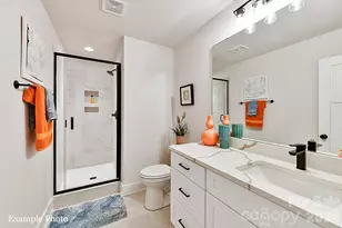 3018 Khan Pk Dr, Charlotte, NC 28206 - Photo 5