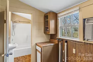 102 Rhododendron Dr, Brevard, NC 28712 - Photo 11