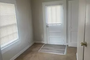 4911 Monroe Rd, Charlotte, NC 28205 - Photo 3