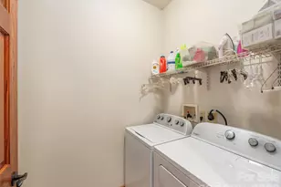 68 Crestwood Rd, Asheville, NC 28804 - Photo 17