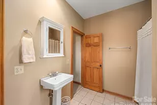 68 Crestwood Rd, Asheville, NC 28804 - Photo 35