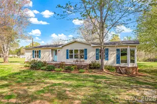 5708 Harwell Rd, Catawba, NC 28609 - Photo 3