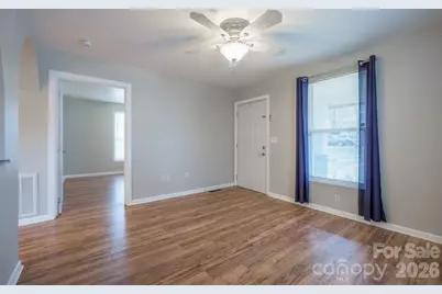 1208 N Davis Avenue, Newton, NC 28658 - Photo 9