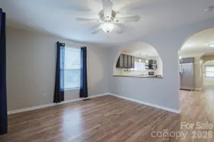 1208 N Davis Ave, Newton, NC 28658 - Photo 7