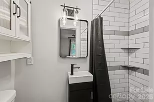 5008 The Plaza, Charlotte, NC 28215 - Photo 17