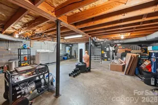 550 32nd Ave Dr NW, Hickory, NC 28601 - Photo 33