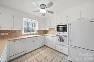 550 32nd Ave Dr NW, Hickory, NC 28601 - Photo 11