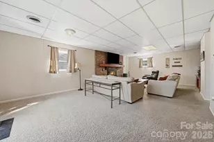 550 32nd Ave Dr NW, Hickory, NC 28601 - Photo 15