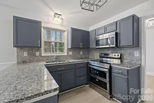 5716 Cassio Ct, Charlotte, NC 28227 - Photo 19