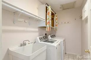 204 Greenleaf Dr, Flat Rock, NC 28731 - Photo 37