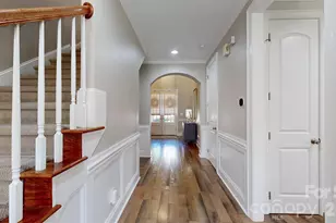 11724 Easthampton Cir, Charlotte, NC 28277 - Photo 3