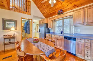 1463 Apple Creek Rd, Waynesville, NC 28786 - Photo 21