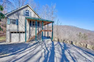 1463 Apple Creek Rd, Waynesville, NC 28786 - Photo 3