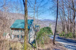 1463 Apple Creek Rd, Waynesville, NC 28786 - Photo 5