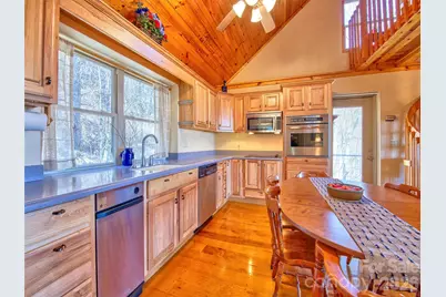 1463 Apple Creek Road, Waynesville, NC 28786 - Photo 19