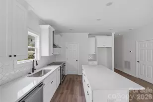 1555 Riverview Cir, Fort Lawn, SC 29714 - Photo 13