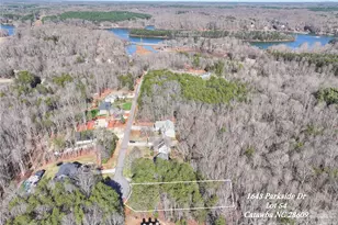 1643 Parkside Dr, Catawba, NC 28609 - Photo 1