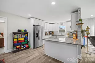 3790 Rogers Cir, Rock Hill, SC 29730 - Photo 9