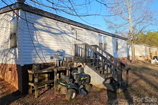 2596 1st Ave NW, Catawba, NC 28609 - Photo 15