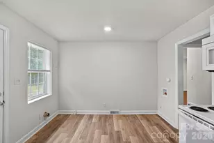 2623 & 2625 Shamrock Dr, Charlotte, NC 28205 - Photo 9