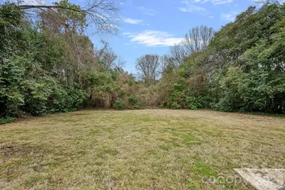 2623 & 2625 Shamrock Drive, Charlotte, NC 28205 - Photo 17