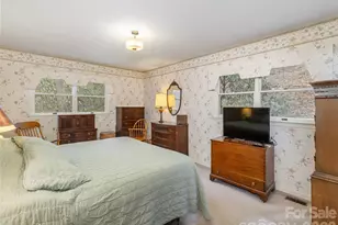 227 Sky Lake Dr, Hendersonville, NC 28739 - Photo 25