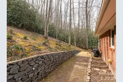 227 Sky Lake Drive, Hendersonville, NC 28739 - Photo 37