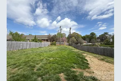 2520 Brentwood Place, Charlotte, NC 28208 - Photo 15