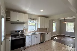 2520 Brentwood Pl, Charlotte, NC 28208 - Photo 7