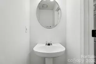 4407 Devonhill Ln, Charlotte, NC 28269 - Photo 11