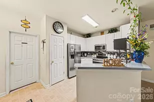 5767 Bent Creek Cir, Charlotte, NC 28227 - Photo 11