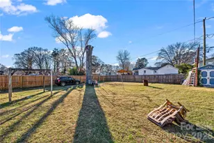 3535 Driftwood Dr, Charlotte, NC 28205 - Photo 19