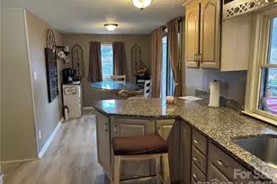 190 Benfield Rd, Crossnore, NC 28616 - Photo 9