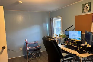 190 Benfield Rd, Crossnore, NC 28657 - Photo 11