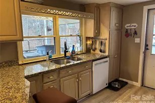 190 Benfield Rd, Crossnore, NC 28657 - Photo 7