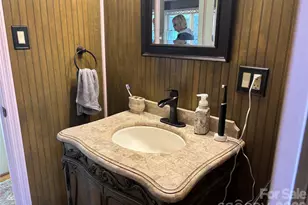 190 Benfield Rd, Crossnore, NC 28657 - Photo 13