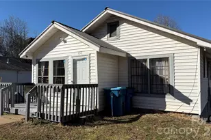 137 Bellvue St, Forest City, NC 28043 - Photo 3