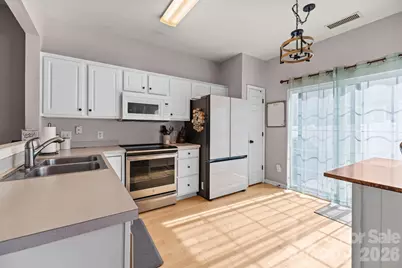 8216 Gossomer Bay Drive, Charlotte, NC 28270 - Photo 11