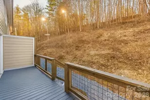 332 Bowditch St, Burnsville, NC 28714 - Photo 11