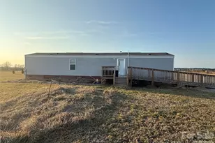 2100 E Main St, Bennettsville, SC 29512 - Photo 3