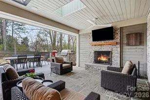 1312 Hazelhurst Ave, Charlotte, NC 28211 - Photo 7