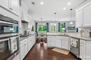 1326 Kings Grove Dr, York, SC 29745 - Photo 9