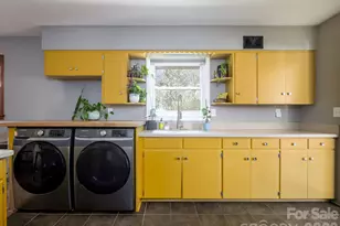 317 Allison Rd, Brevard, NC 28712 - Photo 11