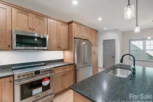 100 Red Twig Ln, Burnsville, NC 28714 - Photo 13
