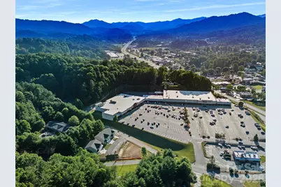 100 Red Twig Lane #103, Burnsville, NC 28714 - Photo 33