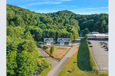 100 Red Twig Lane #103, Burnsville, NC 28714 - Photo 31